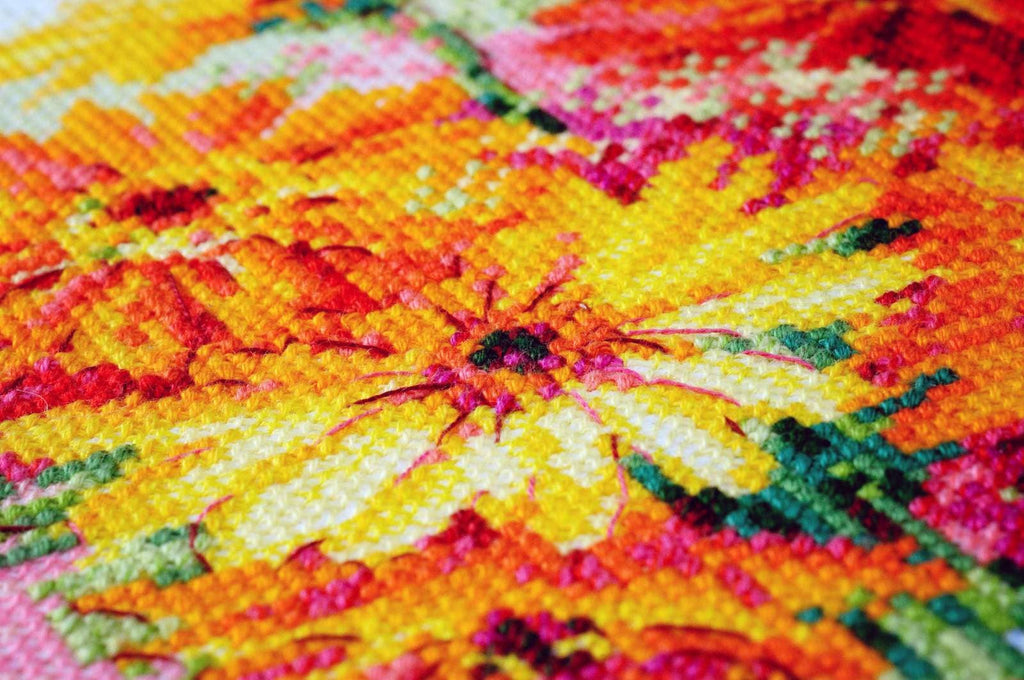RIOLIS 1485 Aquarel Gerbera's Kruissteekpakket Bloemig